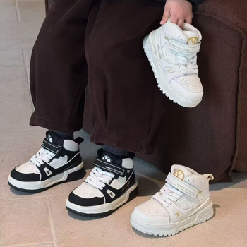 Dječje tenisice u korejskom stilu s fleece podstavom, kožni gornji dio, Velcro zatvarač, visok gornji dio, gumeni potplat