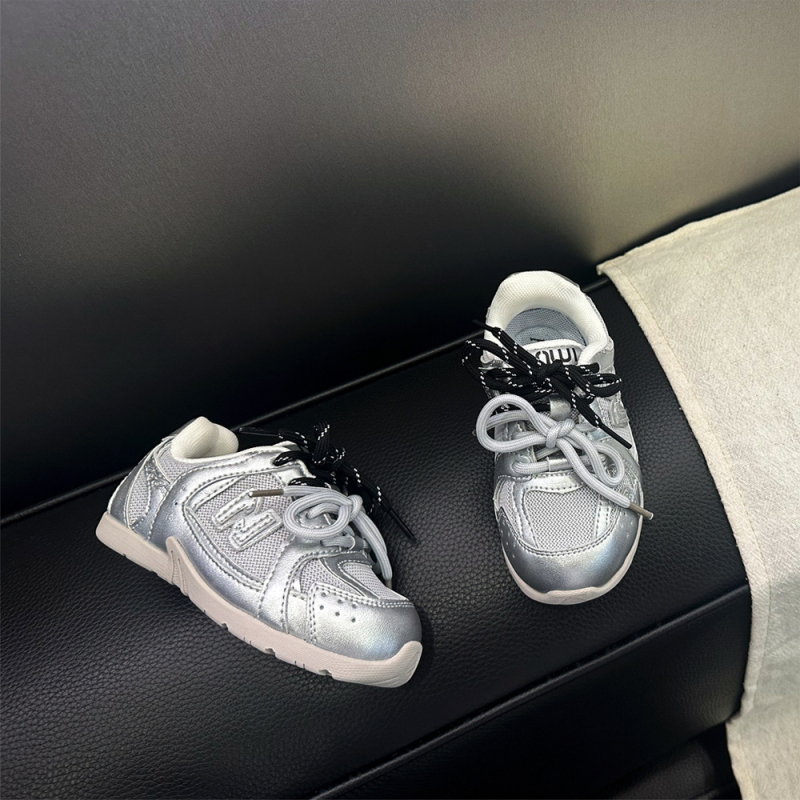 Dječje sportske tenisice unisex, niski profil, gornji dio: mikrovlaknata koža + mreža, gumeni potplat, prednje vezanje, prozračne, protuklizne