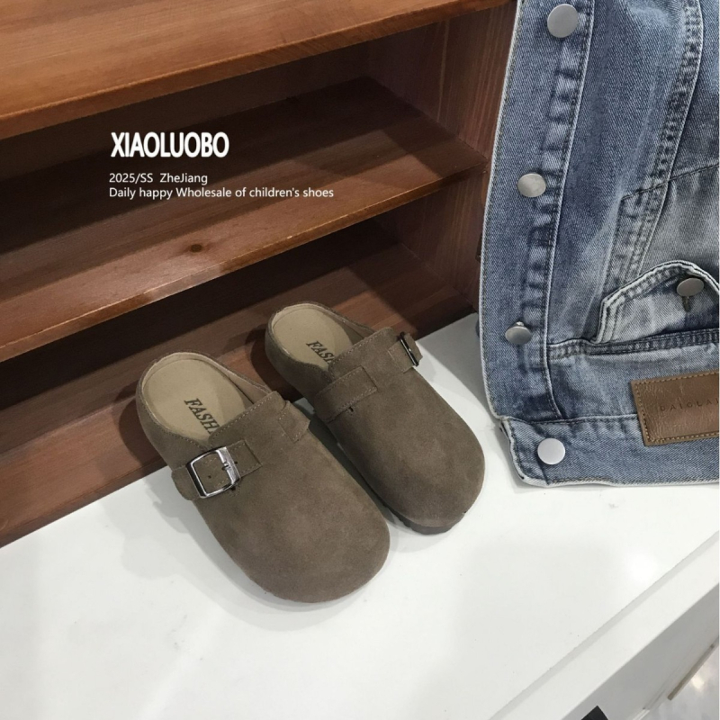 Dječje cipele u stilu Birkenstock, zatvoren prst, prava nubuk koža, unisex, retro stil, jesen 2025