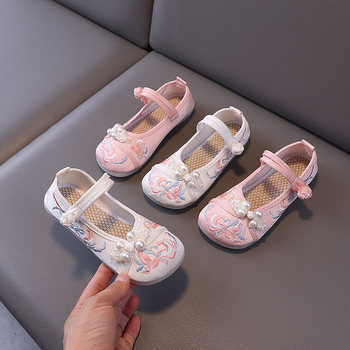 Gyerekeknek készült hímzett cipő, etnikus stílus, satin felső, textil belső talp, TPR talp, elasztikus pánt