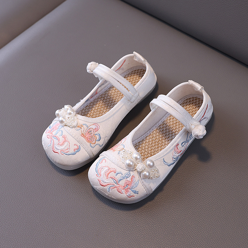 Gyerekeknek készült hímzett cipő, etnikus stílus, satin felső, textil belső talp, TPR talp, elasztikus pánt