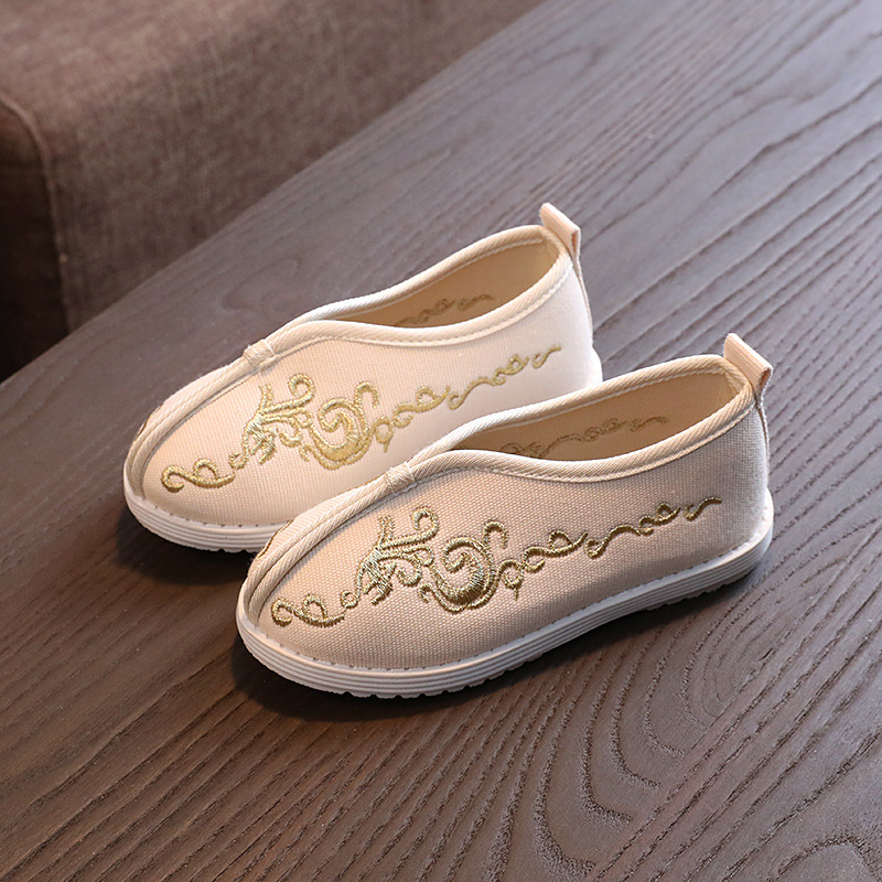 Etno-stílusú gyerekeknek előadási cipő, vászon felsőrész, pamut–len talpbetét, textil bélés, talp marhaínból