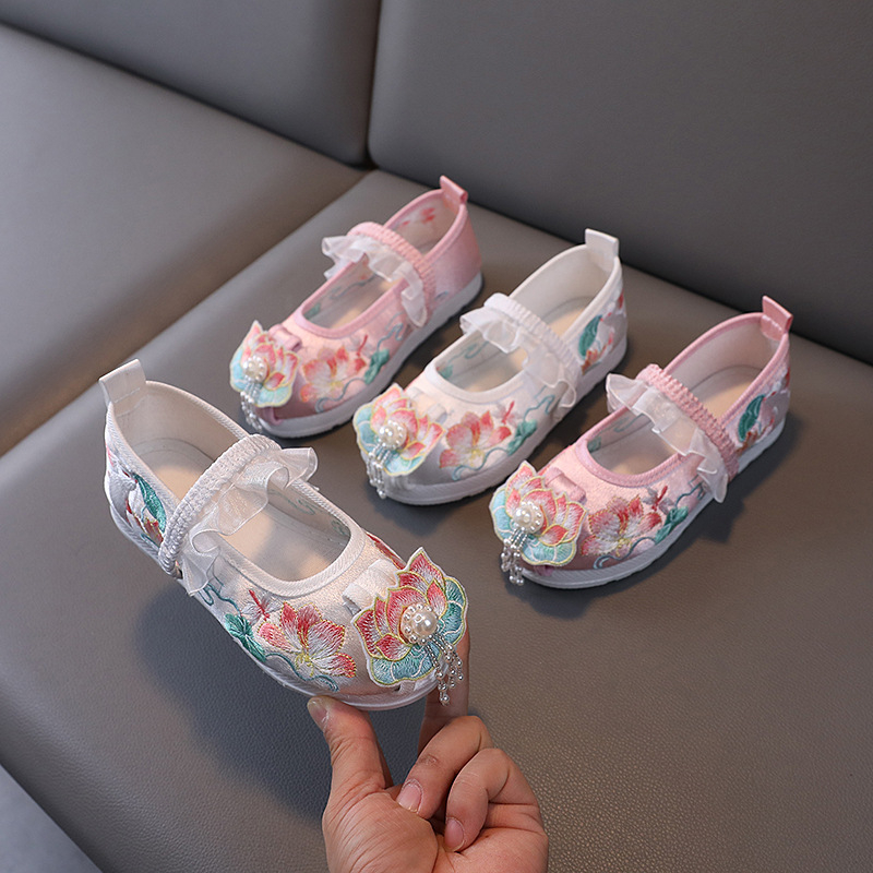 Gyerekeknek szánt szatén szandálok, elastikus pántos záródás, pamut bélés és belső talp, TPR talp, csúszásmentes