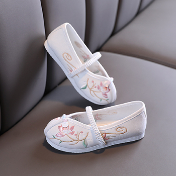 Hanfu jalatsid tüdrukutele puuvillase ülaosaga, tikandid, kummist tald, terav varvas, traditsiooniline rahvuslik stiil