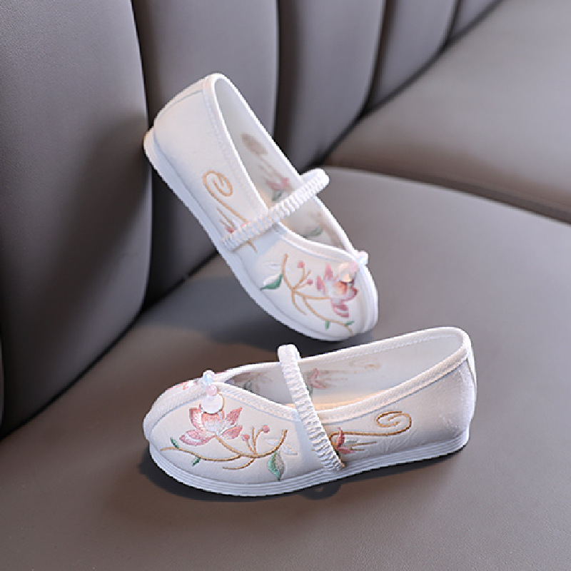 Hanfu jalatsid tüdrukutele puuvillase ülaosaga, tikandid, kummist tald, terav varvas, traditsiooniline rahvuslik stiil