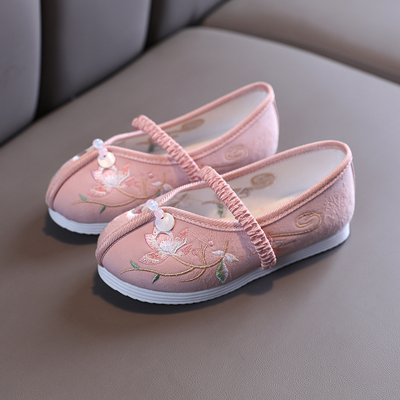 Hanfu jalatsid tüdrukutele puuvillase ülaosaga, tikandid, kummist tald, terav varvas, traditsiooniline rahvuslik stiil