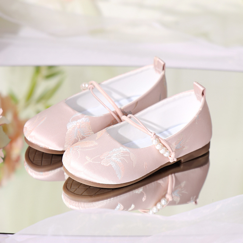 Vaikų Hanfu bateliai, siuvinėti, viršus medvilnė, vidinis įdėklas audinys, padas iš gumos