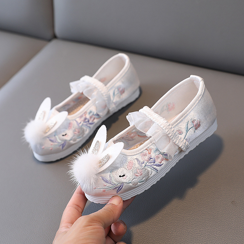 Gyerekeknek szóló kínai stílusú Hanfu tánc cipő — vászon felső rész, hálós belső, textil talpbetét, Melaleuca talp, elasztikus zárás