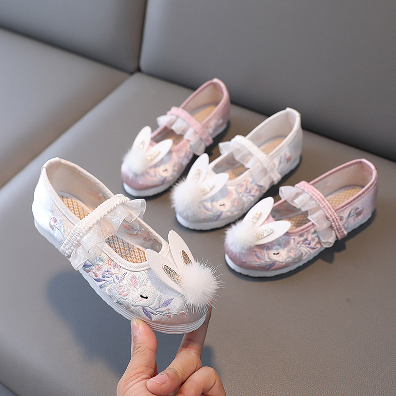 Gyerekeknek szóló kínai stílusú Hanfu tánc cipő — vászon felső rész, hálós belső, textil talpbetét, Melaleuca talp, elasztikus zárás