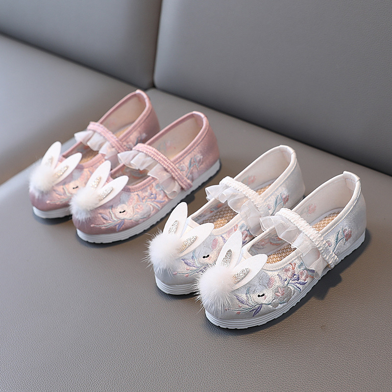 Gyerekeknek szóló kínai stílusú Hanfu tánc cipő — vászon felső rész, hálós belső, textil talpbetét, Melaleuca talp, elasztikus zárás