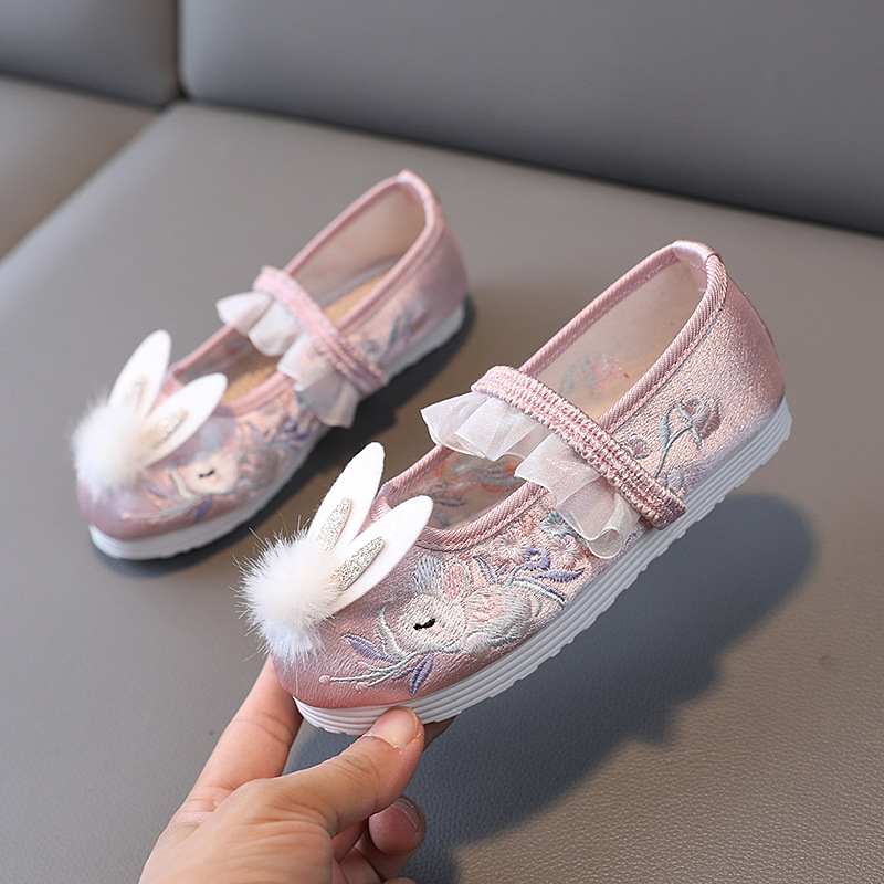 Gyerekeknek szóló kínai stílusú Hanfu tánc cipő — vászon felső rész, hálós belső, textil talpbetét, Melaleuca talp, elasztikus zárás