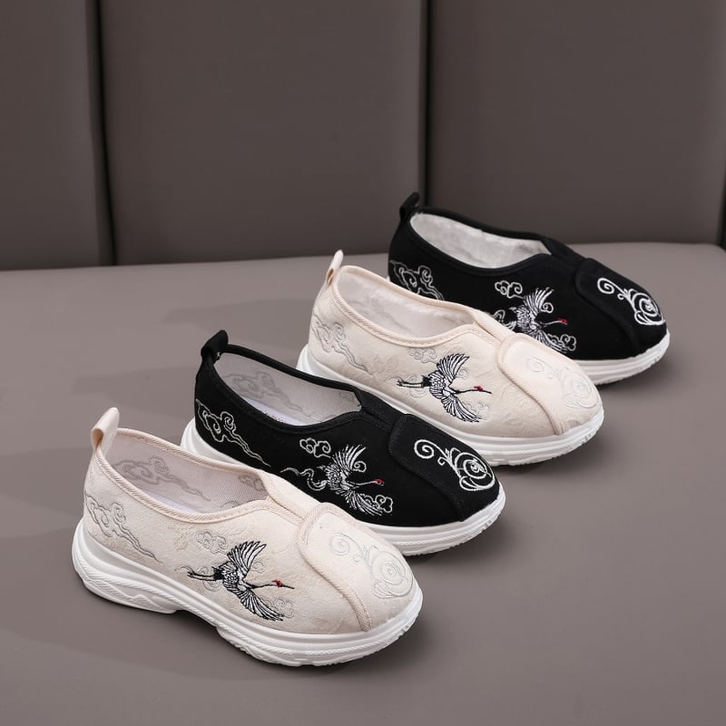 Pantofi din pânză, lucruri manual, stil etnic brodat, vârf din pânză, talpă din tendon de vițel, profil redus