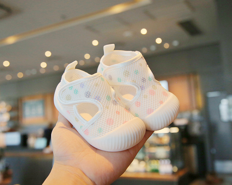 Cipele za bebe i djecu: prozračne mrežaste gornje, Velcro zatvarač, protuklizna i izdržljiva potplata, uzrast 12–36 mjeseci