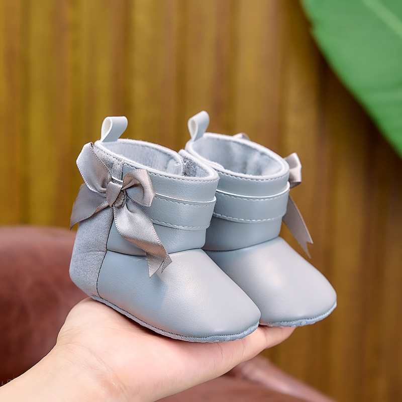 Baba csizmák kislányoknak, hercegnő stílus, lágy talp, Velcro zárás, csúszásmentes, alacsony szár, 6–12 hónap és 12–36 hónap, tavasz–ősz