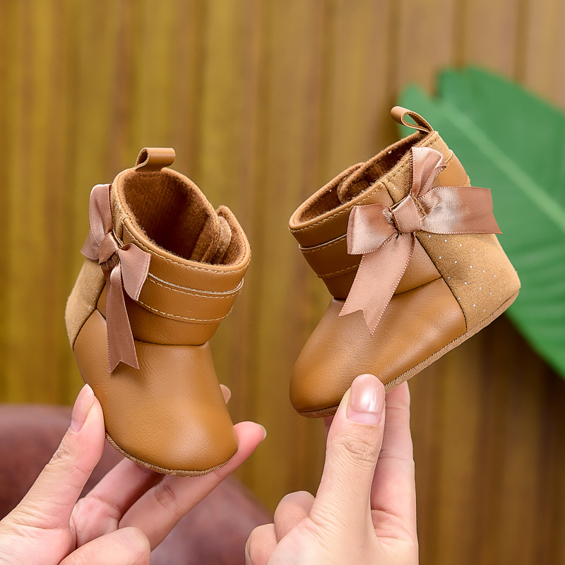 Baba csizmák kislányoknak, hercegnő stílus, lágy talp, Velcro zárás, csúszásmentes, alacsony szár, 6–12 hónap és 12–36 hónap, tavasz–ősz