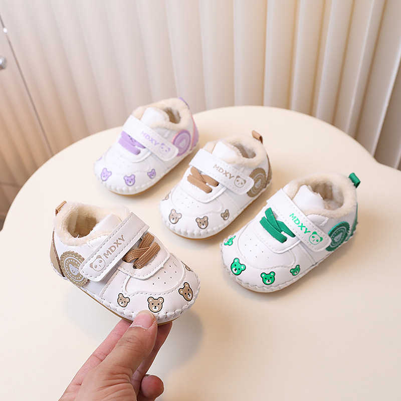 Cipele za bebe s gornjim dijelom od sintetičke kože, debeli flis unutarnje, mekana potplata, zatvarač na čičak, crtani stil