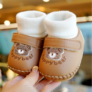 Adidași pentru bebeluși cu talpă PVC, partea superioară din piele sintetică, închidere Velcro, înalte, lansare iarnă 2025, pentru vârste 0–15 luni, anti-derapare, călduroși, rezistenți la uzură