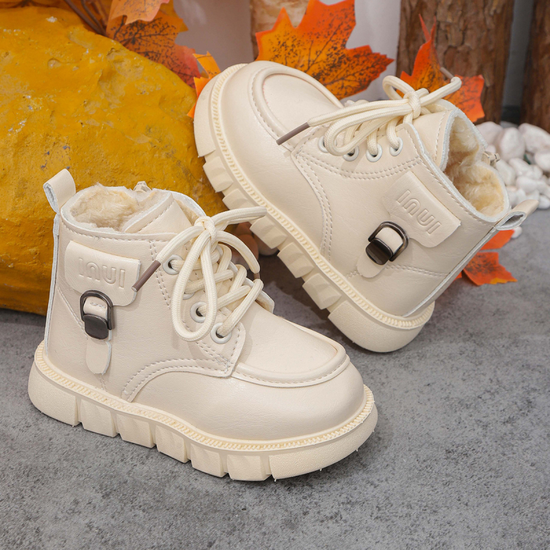 Gyerekeknek készült Martin csizmák: vízállóak, melegek, csúszásállóak, oldalsó cipzárral és gumitalppal