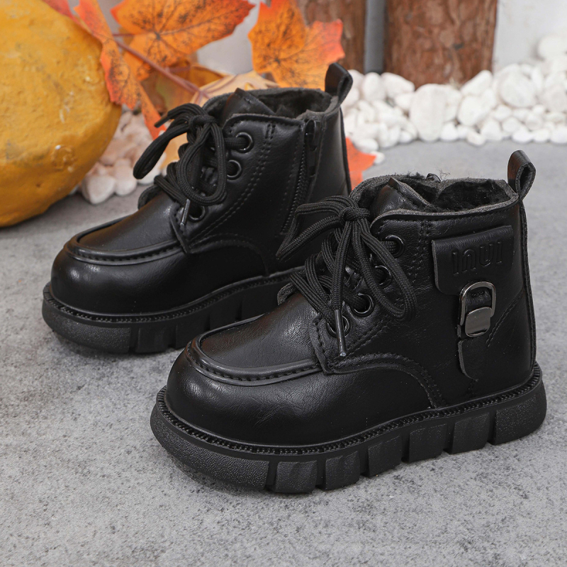 Gyerekeknek készült Martin csizmák: vízállóak, melegek, csúszásállóak, oldalsó cipzárral és gumitalppal