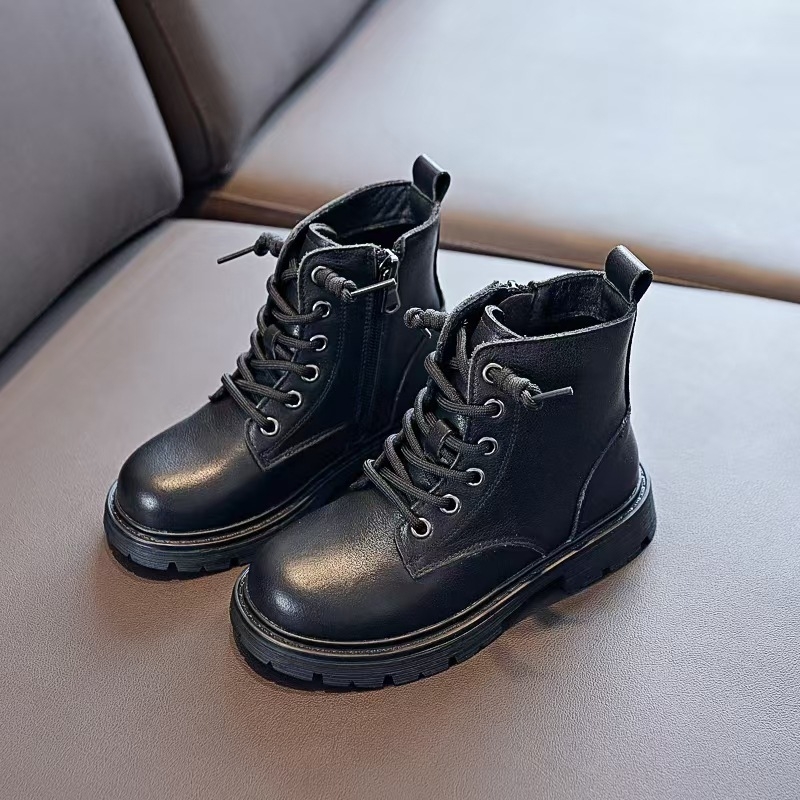 Gyerekeknek szóló Martin bakancs első réteg marhabőrből, oldalsó cipzárral, gumitalppal, 4–16 éveseknek, őszi-téli-tavaszi szezonokra