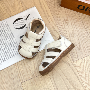 Nyári gyerek szandál — felső rész ultrafin bőrből, lélegző egyrétegű talp, alacsony kivitel, Velcro-zár, 12–36 hónapos korosztálynak