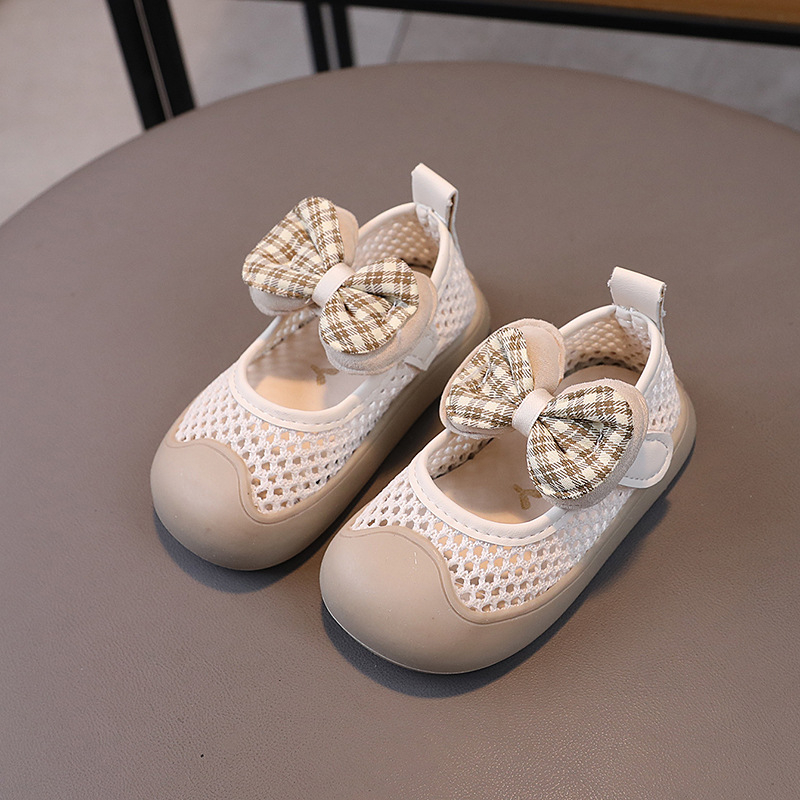 Sandale de prințesă pentru fete, pentru vârsta 1–3 ani – partea superioară din țesătură, închidere cu Velcro, talpă din cauciuc, vară 2024