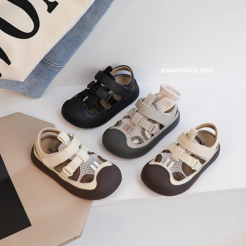 Dječje sportske sandale - unisex, gornji dio od mikrovlaknene kože, Velcro zatvaranje, gumena potplata, dob 4–12 godina