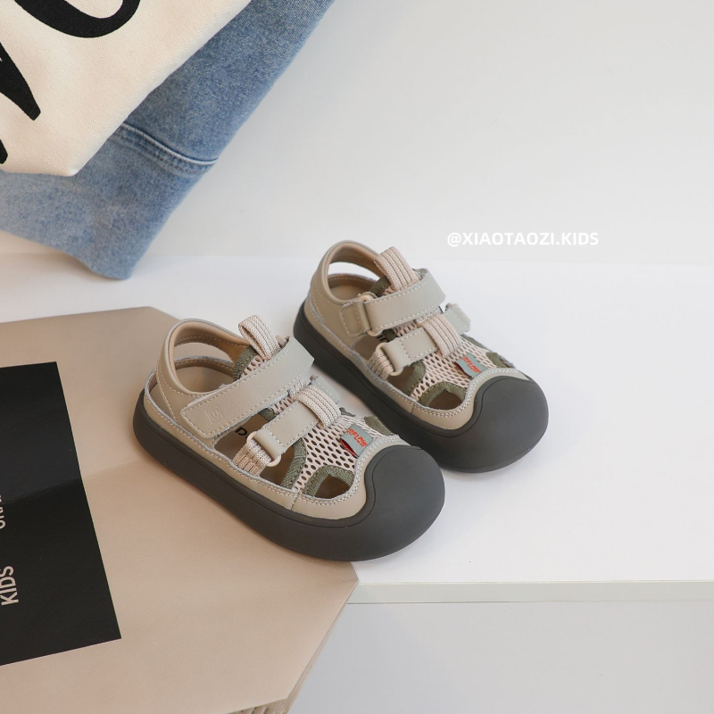 Dječje sportske sandale - unisex, gornji dio od mikrovlaknene kože, Velcro zatvaranje, gumena potplata, dob 4–12 godina