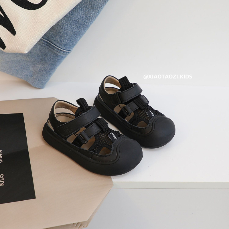 Dječje sportske sandale - unisex, gornji dio od mikrovlaknene kože, Velcro zatvaranje, gumena potplata, dob 4–12 godina