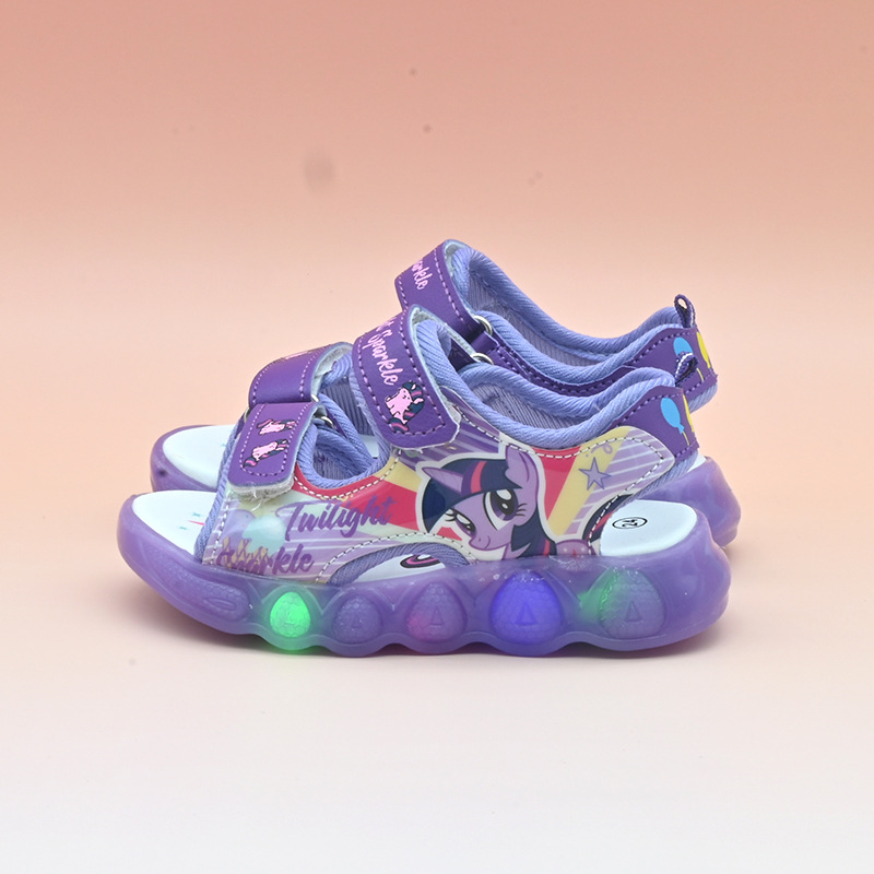 Sandale de plajă pentru fete cu prințesa din desene animate, închidere Velcro, partea superioară din piele sintetică, talpă TPR, lumini