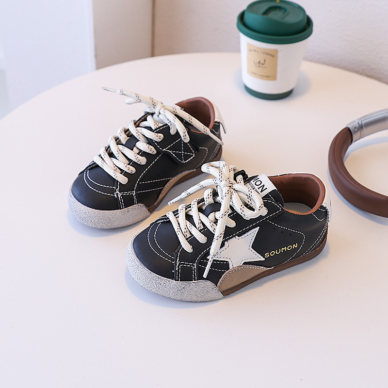 Gyermekeknek szóló, uniszex sportcipő mikroszálas bőrfelsővel, Velcro-zárás, gumitalppal, 4–6 éveseknek