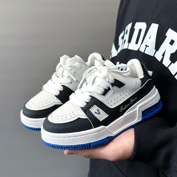 Pantofi sport unisex pentru copii, cu talpă joasă – partea superioară din microfibră, talpă din cauciuc, închidere Velcro, respirabili și rezistenți, pentru primăvară și toamnă.