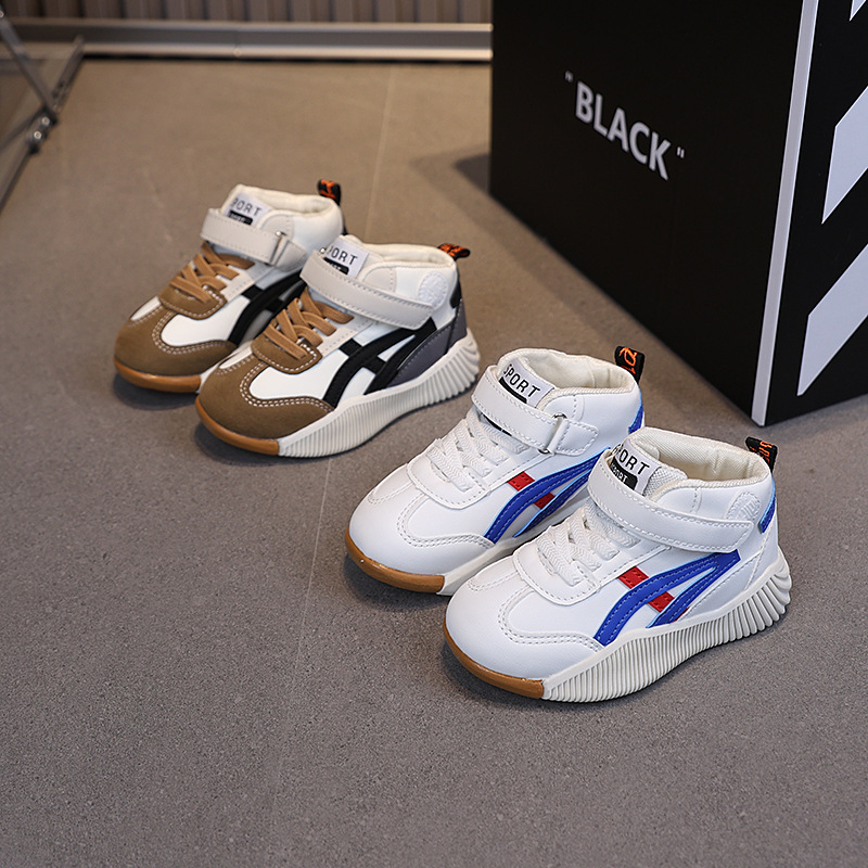 Pantofi sport pentru copii, mid-top, unisex, din piele sintetică, model în dungi, talpă din cauciuc antiderapantă, rezistenți la uzură, închidere cu Velcro.