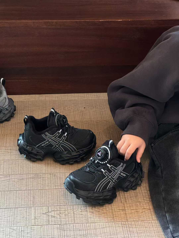 Dječje tenisice u stilu Dad shoes, gornji dio od mrežice, Velcro zatvarač, EVA đon, uzrast 7–16 godina