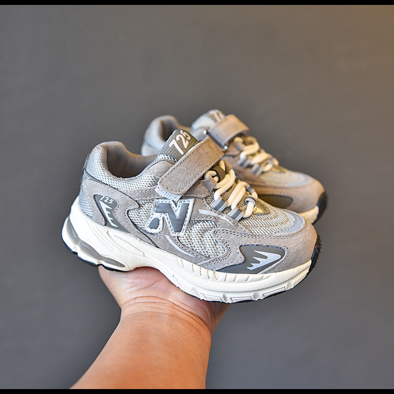 2837 Tavaszi gyerek futócipő - légáteresztő hálós felsőrész, könnyű EVA talp, Velcro zár, uniszex