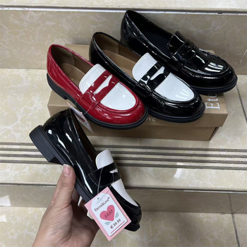 Gyerekcipő - felsőrész: Super migration; talp: gumi; csúszásgátló, kopásálló; stílus: divatos formális lábbeli