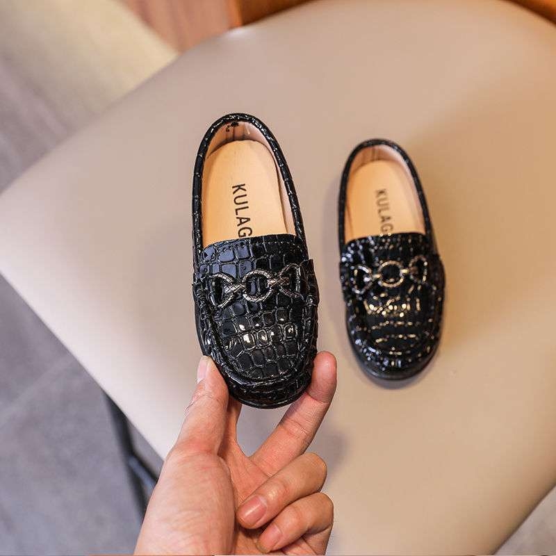 Dječji slip-on loaferi s metalnom kopčom, gornji dio od umjetne kože, gumena potplata, okrugli vrh, za djecu od 4–6 godina