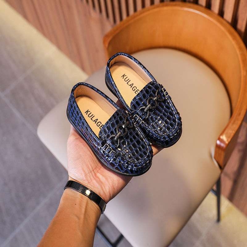 Dječji slip-on loaferi s metalnom kopčom, gornji dio od umjetne kože, gumena potplata, okrugli vrh, za djecu od 4–6 godina