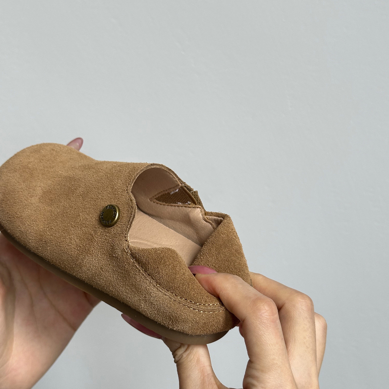 Dječje kožne cipele u Birkenstock stilu, slip-on, unisex, korejski dizajn, jesen 2025