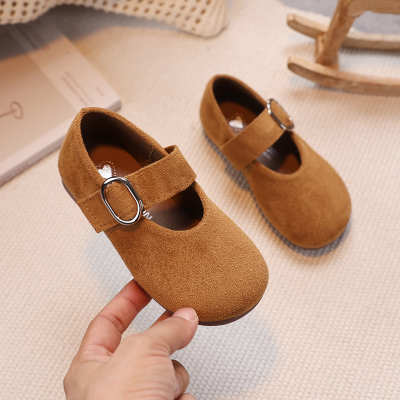 Cipele za djevojčice 2026. jesen – kožne mokasice s mekanom podom, Birkenstock stil, korejskog stila