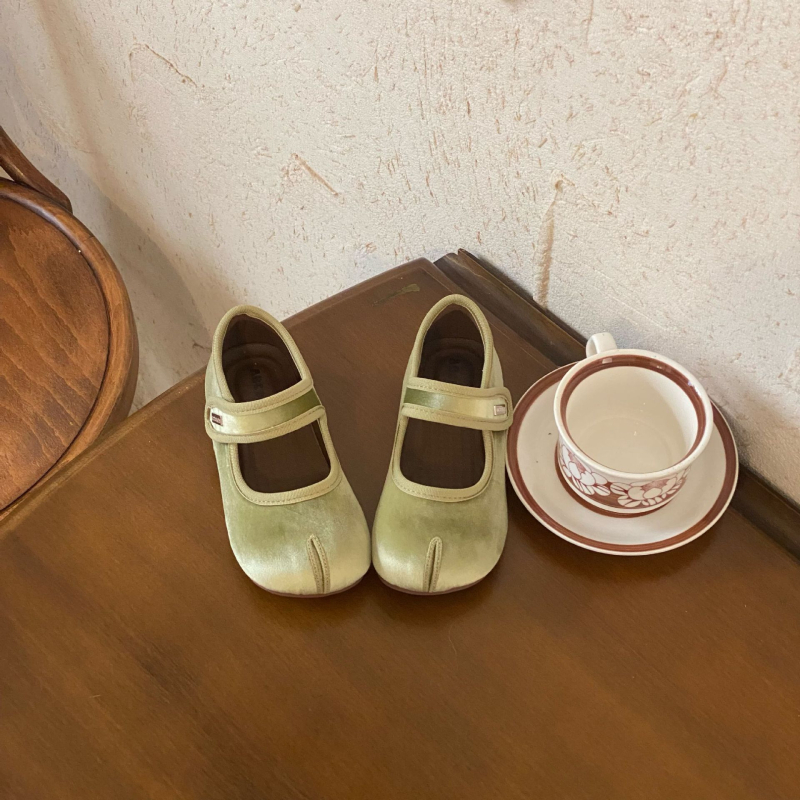 Dječje cipele princeza s Velcro kopčanjem, gumom, gornji materijal: Super Fiber, jesen 2025