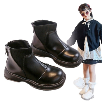 Lányoknak készült Martin csizma mikroszálas bőrből, PU talpbetét, gumitalp, hátsó cipzár, vízálló