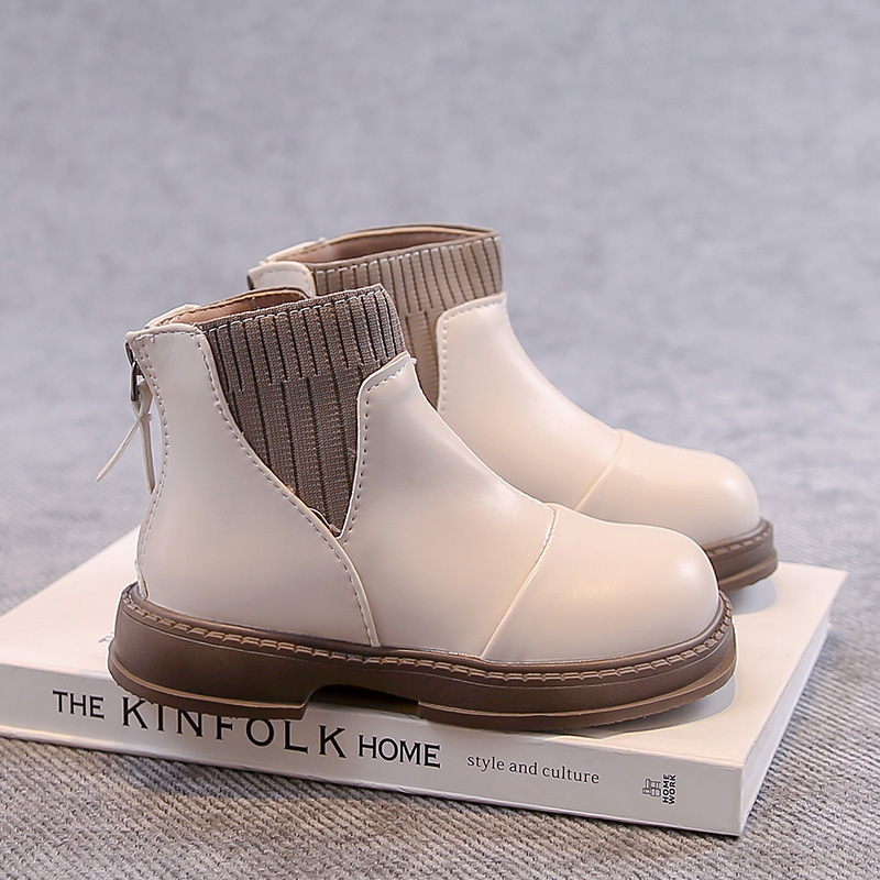 Lányoknak készült Martin csizma mikroszálas bőrből, PU talpbetét, gumitalp, hátsó cipzár, vízálló