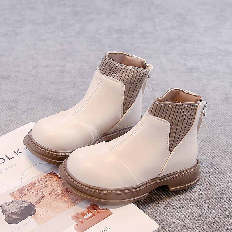 Lányoknak készült Martin csizma mikroszálas bőrből, PU talpbetét, gumitalp, hátsó cipzár, vízálló