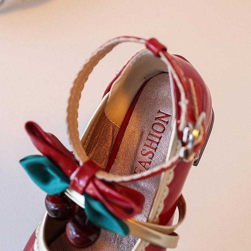 Dječje Mary Jane cipele s PU gornjim dijelom, kopčom, gumom potplatom, prozračne i protuklizne