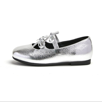 Lányok hercegnő cipő, dupla masnival — Felsőrész: másodlagos marhabőr, 7–12 éveseknek, stílus: édes akadémia