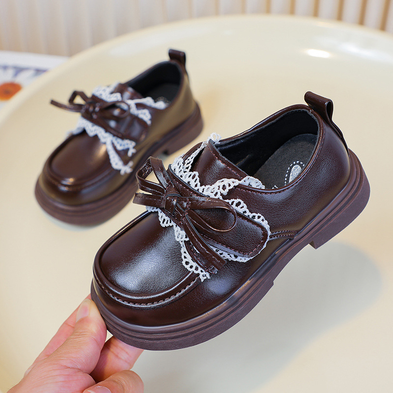 Dievčenské PU kožené topánky - Štýl princeznej, nízky vrchný diel, zapínanie na suchý zips, gumová podrážka, celoročné, vek 4–16 rokov