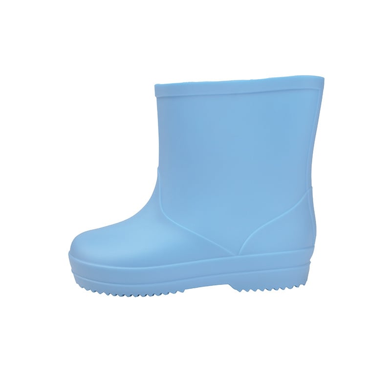 Dječje kišne čizme, niski pet (1–3 cm), srednja visina cijevi, PVC gornji dio, pogodne za proljeće, ljeto i jesen