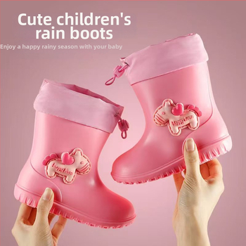 PVC gyerek esőcsizma, uniszex, középmagasságú, közepes vastagságú, 1–6 éveseknek