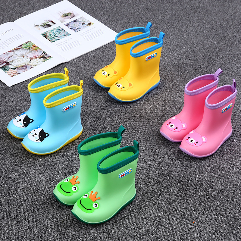 Детски гумени ботуши за дъжд с карикатурен дизайн - PVC горна част, плосък ток, нисък цилиндър, унисекс